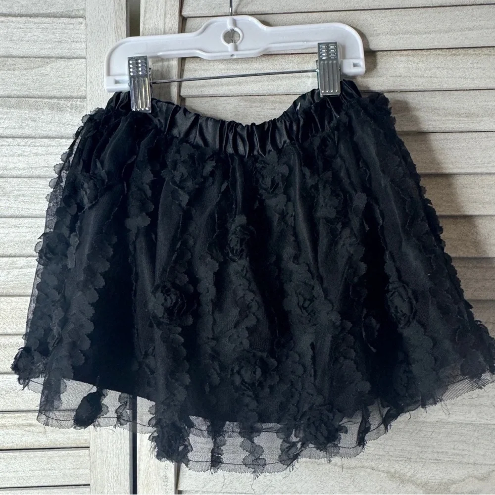 The Children’s Place Black Tulle Flower Skirt 3T Girls Lace Party Twirl Dressy